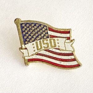 Vintage USO White Ribbon On American Flag Gold Tone Lapel Collar Pin Back 3/4”